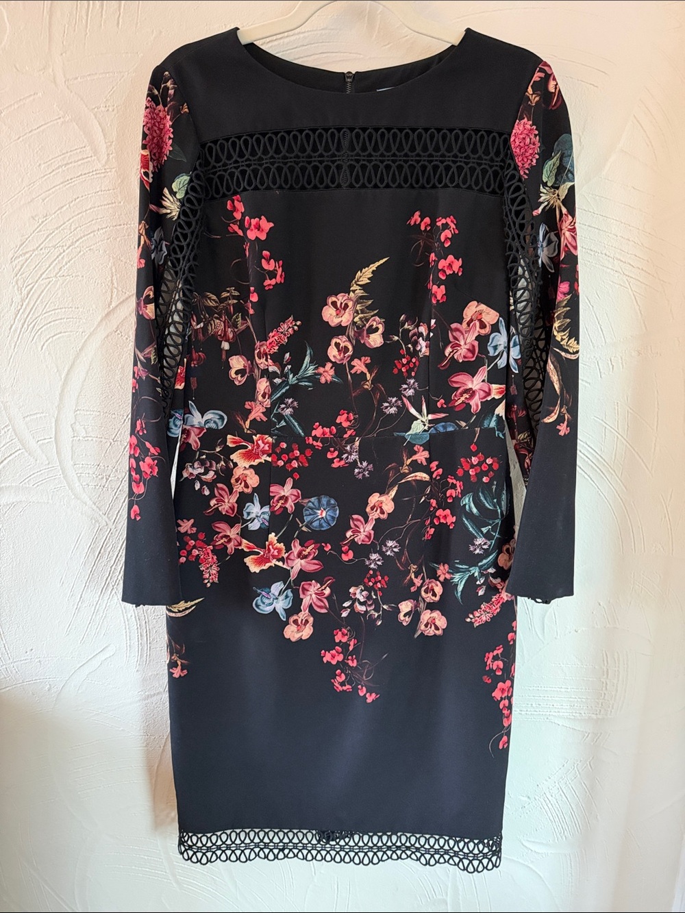 ANTONIO MELANI Black Floral Long-Sleeve Sheath Dress